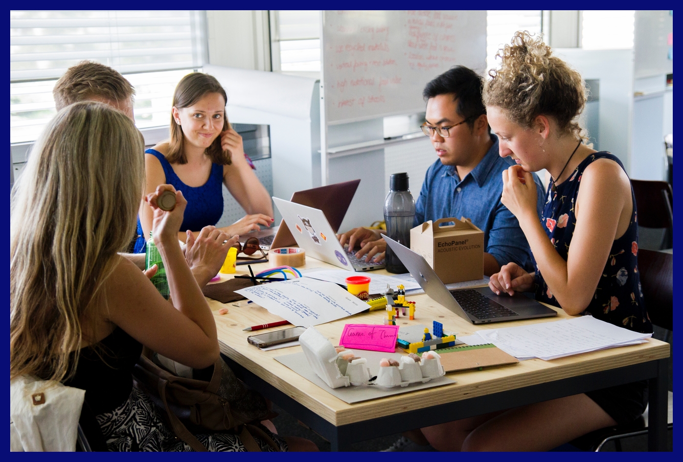 rsz_young_adults_brainstorm_climate-kic-350836
